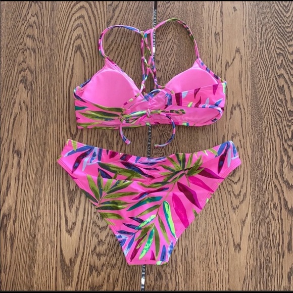 Target bikini! - Picture 2 of 6